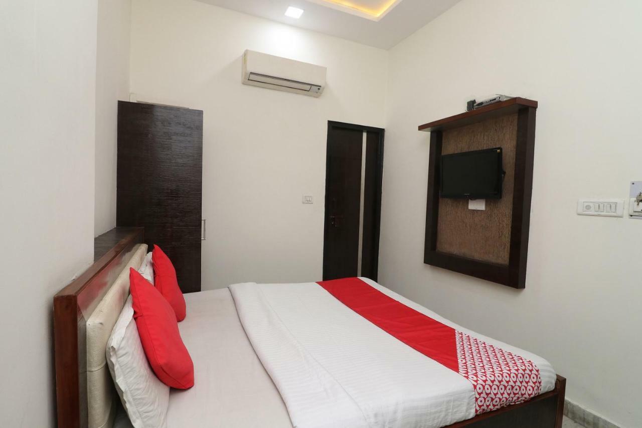 Oyo 24723 Hotel Atul Palace Agra  Esterno foto