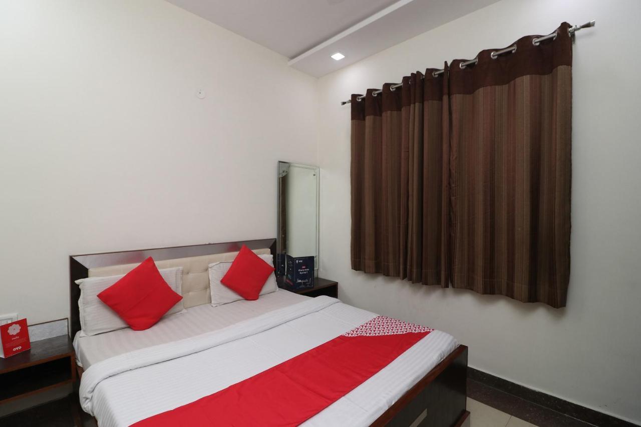 Oyo 24723 Hotel Atul Palace Agra  Esterno foto