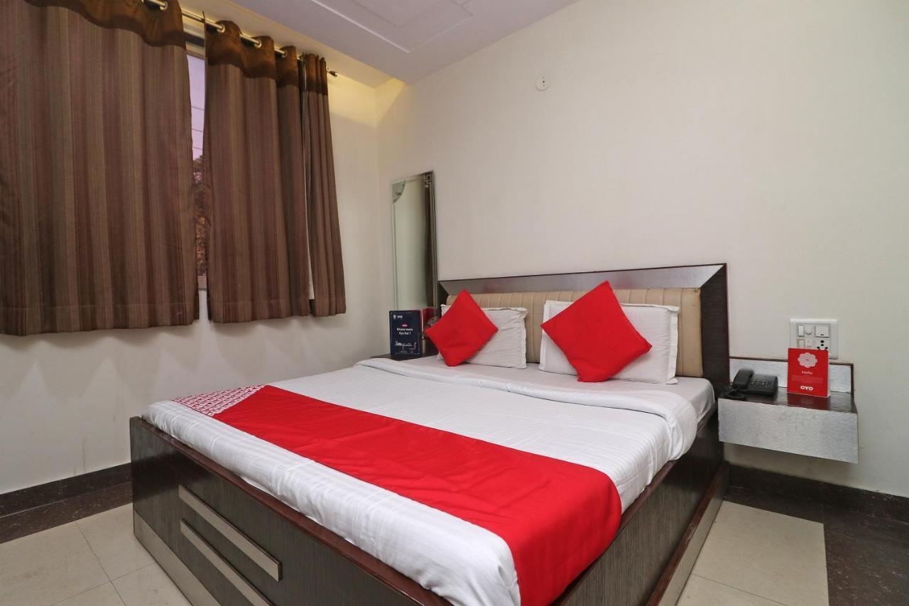 Oyo 24723 Hotel Atul Palace Agra  Esterno foto